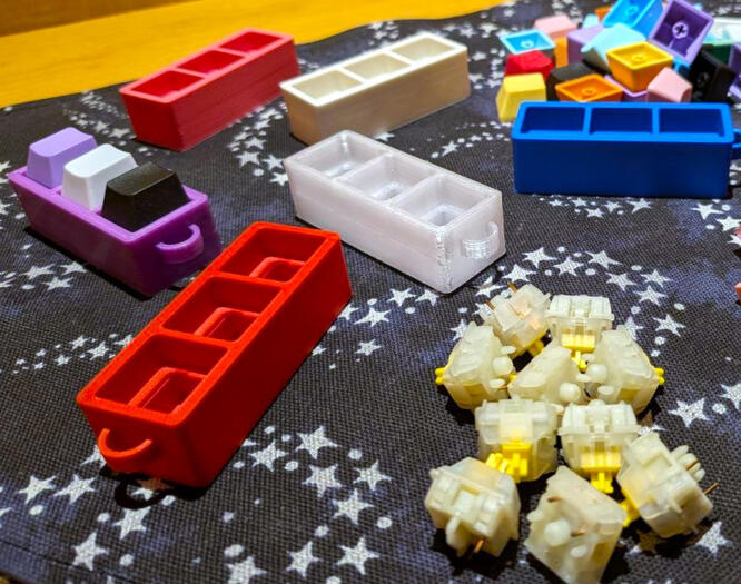Keyboard Fidget toys